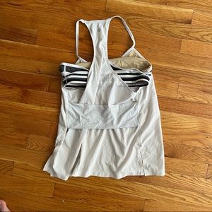 Lululemon White Work Out top with Built in Bra